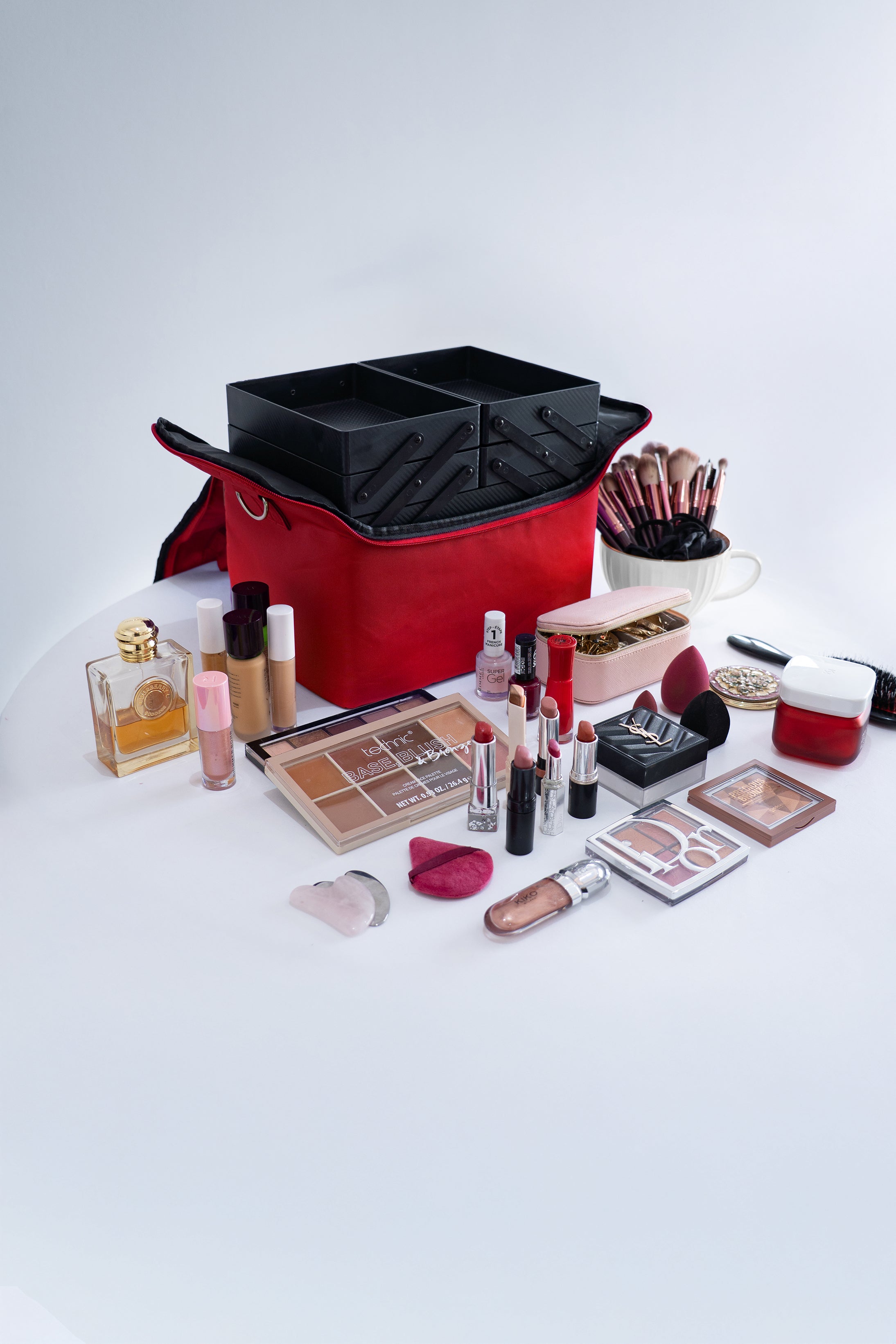 Siluéra Full Glam Tiered Vanity Case